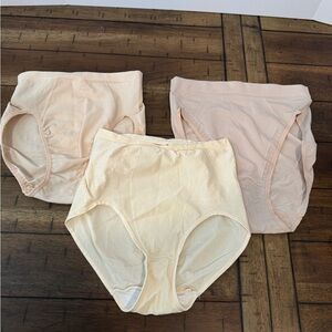 barely there/lucidity lot (3) nude cream shape wear Large/Xlarge